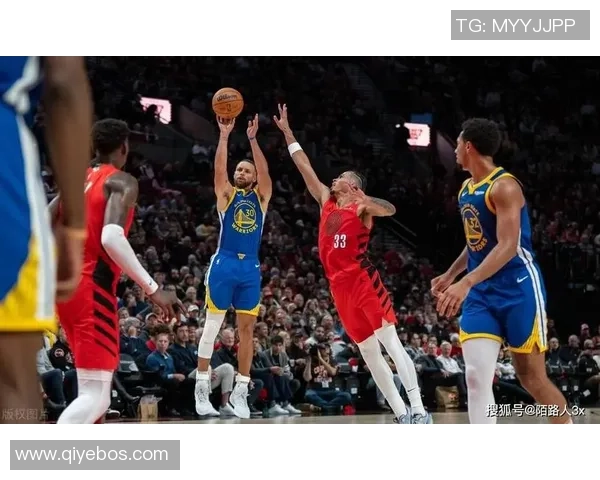 西部决赛勇士与开拓者第二场精彩回顾与赛况分析